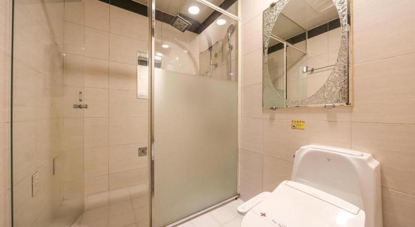 Sky Hotel Changwon Exterior foto