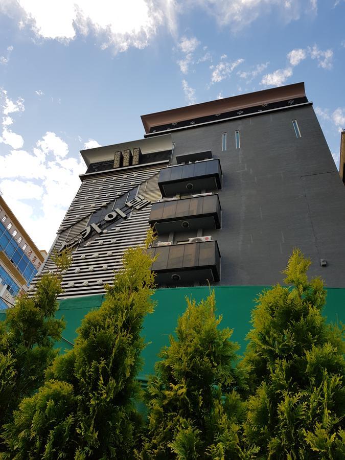 Sky Hotel Changwon Exterior foto